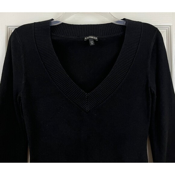EXPRESS - Black Long Sleeve Deep V-Neck  Cotton Blend Sweater size Medium - Picture 2 of 6